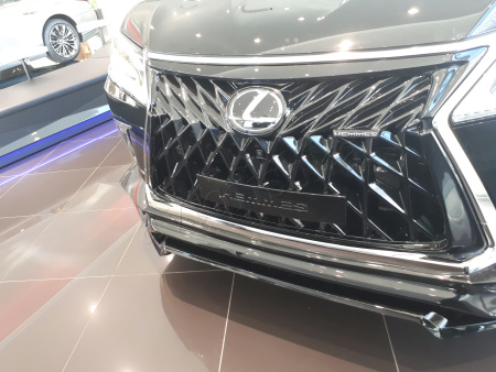 LEXUS LX570/450 Решетка Радиатора HEMMES