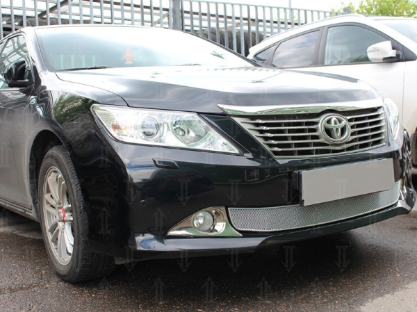 Toyota Camry (12–14) Защита радиатора Optimal, хром
