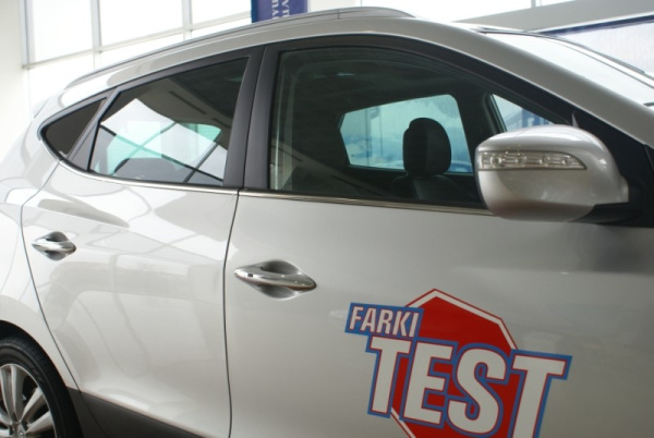 Hyundai ix35 (10–/14–) Нижние молдинги стекол, нерж., 6 частей