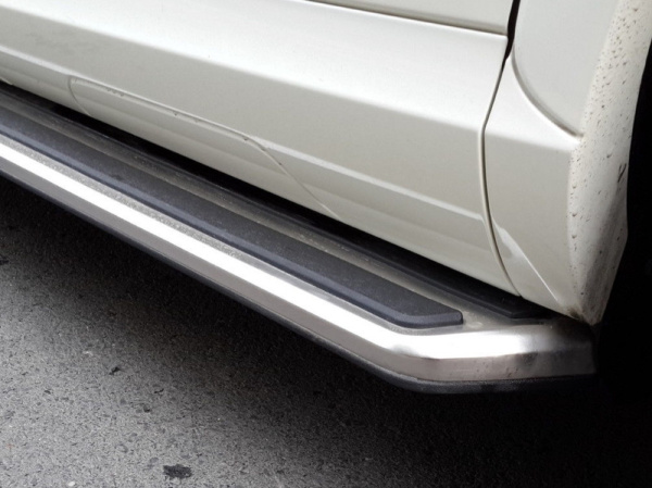 Audi Q3 (11–) Пороги OEM