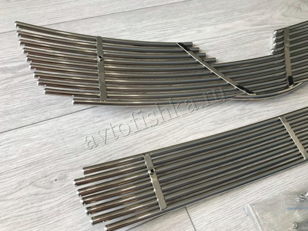 Toyota Corolla (06–10) накладка решётки бампера из нержавеющей стали