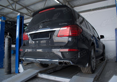Mercedes-Benz GL-Klasse X166 2012 - 2016 Диффузор заднего бампера 6.3 AMG