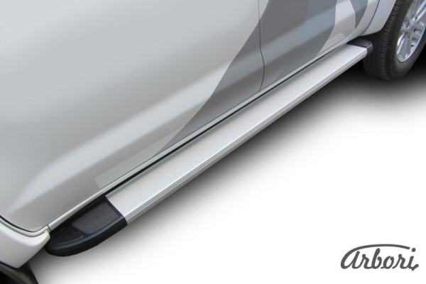 Защита переднего бампера Arbori d57 радиусная TOYOTA HILUX 2011-