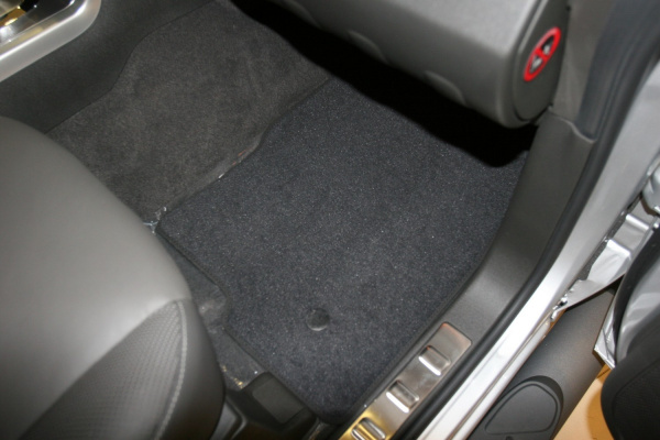 Коврики в салон NISSAN Navara АКПП 2010-2015, пик., 4 шт. (текстиль)