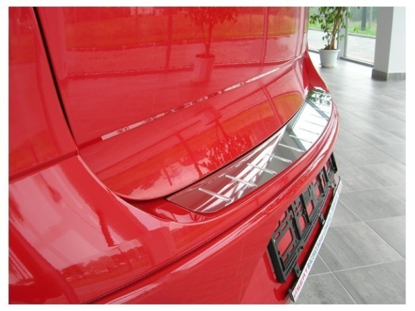 Hyundai i30 (07-) накладка на задний бампер с силиконовыми вставками, к-кт 1шт.