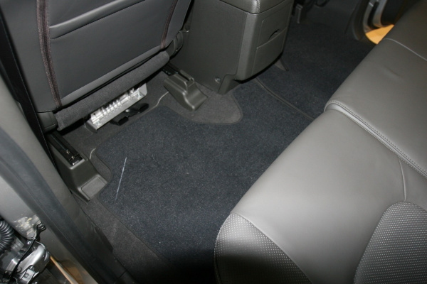 Коврики в салон NISSAN Navara АКПП 2010-2015, пик., 4 шт. (текстиль)