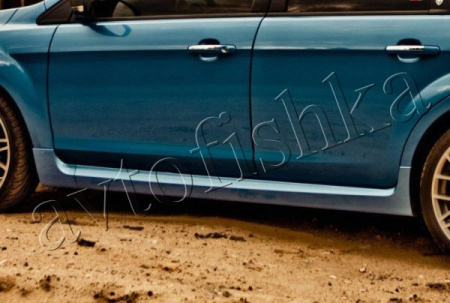 Внешние накладки на пороги Ford Focus 2 "ST" (04-11)