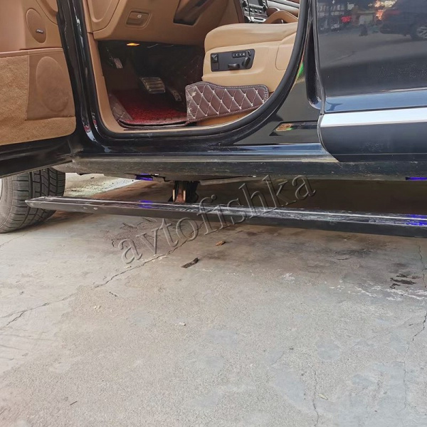 Cayenne S Turbo GTS 2006-2010 штатные выезжающие электропороги автоматические