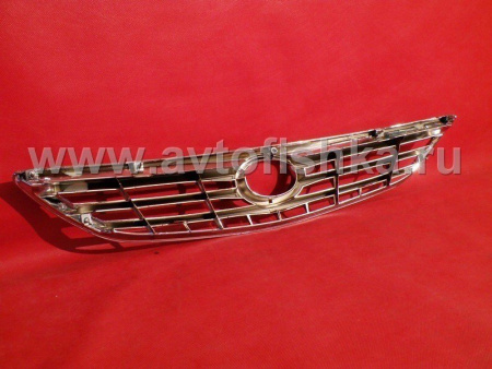 Toyota Camry 30 (01-06) решетка радиатора хромированная.