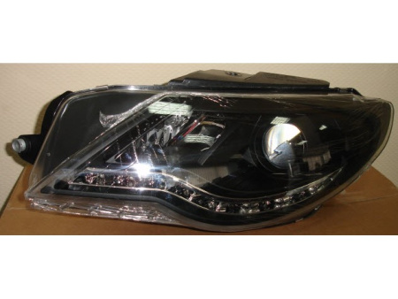 Volkswagen Passat CC (09-) фары передние линзовые черные с подсветкой DRL