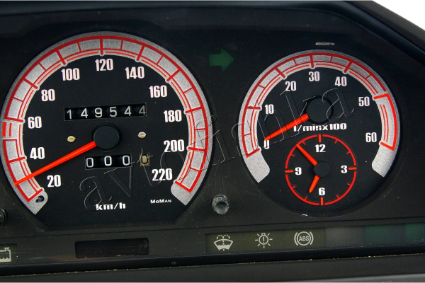 Mercedes W124 E светодиодные шкалы (циферблаты) на панель приборов - дизайн 4