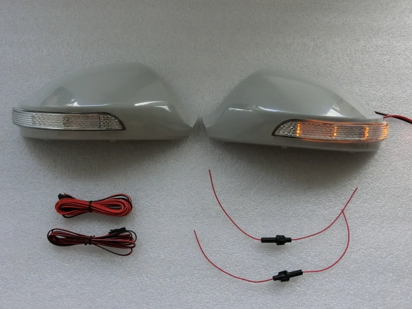 Infiniti FX35, FX45 (03-) накладки на боковые зеркала под покраску, со светодиодными поворотниками, комплект 2 шт.