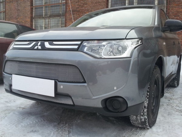 Mitsubishi Outlander (12–13) Защита радиатора, хром (2 части)