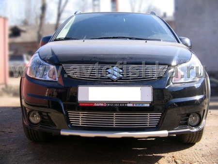 Suzuki SX4 (10-) хэтчбек накладка на решетку радиатора