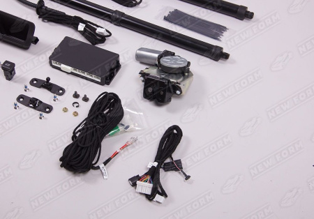 Toyota Land Cruiser LC 300 2021 - н.в. Доводчики багажника