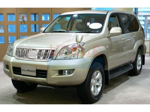 Toyota Land Cruiser Prado 120 (02-09) решетка радиатора хромированная, дизайн Prado 150 2010, пластиковая