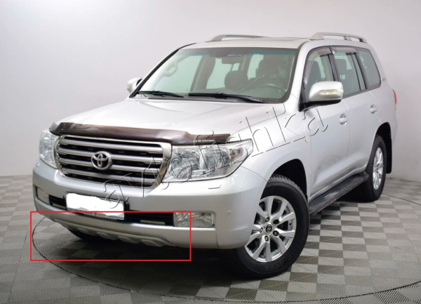 Toyota Land Cruiser (07–11) Декоративная накладка на передний бампер. Цвет: Silver metallic