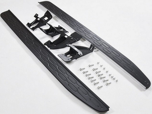 Land Rover Discovery (17–) Пороги OEM