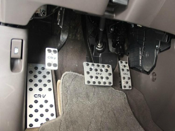 Honda CR-V (2012-) накладки на педали, подставку под ногу, алюминиевые, с логотипом CR-V, комплект 4 шт.