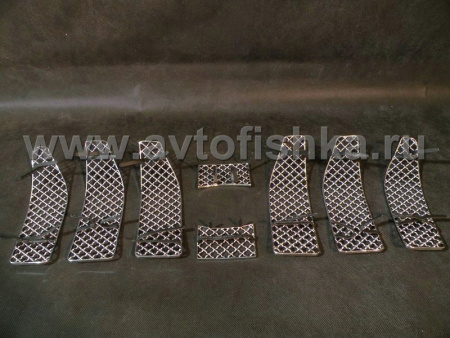 Toyota Land Cruiser Prado 150 (10-) вставки в решетку радиатора из нержавеющей стали, дизайн Bentley, комплект 8 шт.