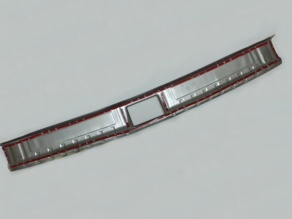 Volkswagen Passat (15–) Накладка на проем двери багажника, нерж. сталь (SW) с логотипом VARIANT