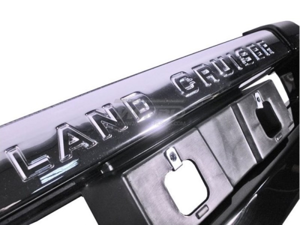Toyota Land Cruiser 200 с 2012 года накладка переднего бампера в стиле Оригинал