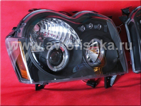 Jeep Grand Cherokee (04-07) фары передние линзовые черные, со светящимися ободками CCFL и светодиодами, комплект 2 шт.