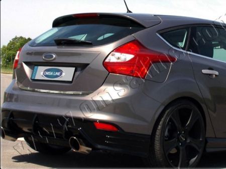 Ford Focus 3 (11-) хэтчбек накладка на нижнюю кромку крышки багажника