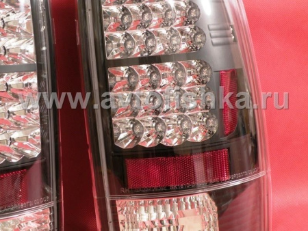 Chevrolet Tahoe, Suburban, GMC Yukon, Denali (99-06) фонари задние светодиодные черные, комплект 2 шт.