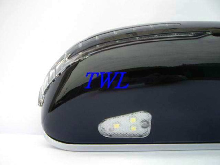 Mercedes W211 E-class корпуса боковых зеркал черные, со светодиодными поворотниками и подсветкой Welcome, хромированная рамка, комплект 2 шт.