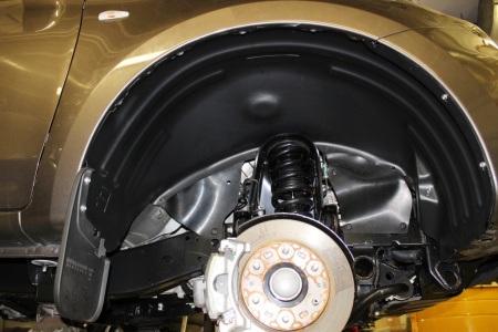 Подкрылок MITSUBISHI L200, 2015-> (передний правый)