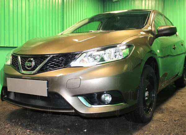 Nissan Tiida (15–) Защита радиатора, чёрная