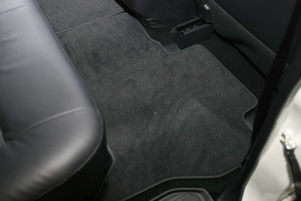 Коврики в салон MITSUBISHI Pajero IV 2006->, внед., 4 шт. (текстиль)