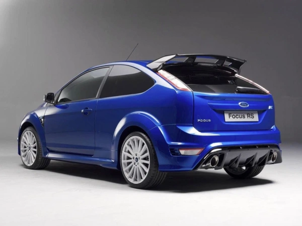 Спойлер RS Design на пятую дверь Ford Focus 2