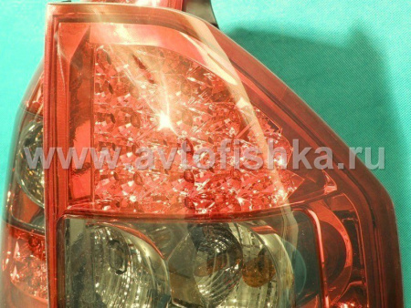 Mitsubishi Pajero 3 (2003-2006) фонари задние светодиодные красно-тонированные, комплект 2 шт.
