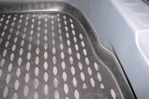 Коврик в багажник MITSUBISHI Colt 3D 10/2009->, хб. (полиуретан)