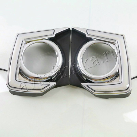 Mitsubishi L200 Triton (15-17) рамки противотуманных передних фар, хромированные с DRL подсветкой, комплект 2 шт.