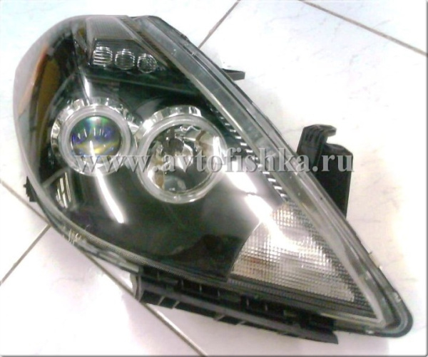 Nissan Tiida (04-) фары передние линзовые черные, комплект 2 шт.