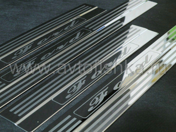 Ford Mondeo (00-07) накладки порогов дверных проемов из нержавеющей стали, комплект 4 шт.