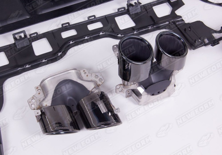 Mercedes-Benz GLE-Klasse C167 рестайлинг 2023 - н.в. Диффузор заднего бампера 5.3 AMG с черными насадками на глушитель