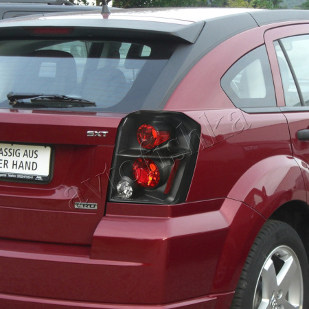 Dodge Caliber (06-12) фонари (стопы) задние черные, комплект 2 шт.