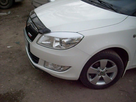 Skoda Fabia 2 хэтчбэк (10-14) дефлектор капота