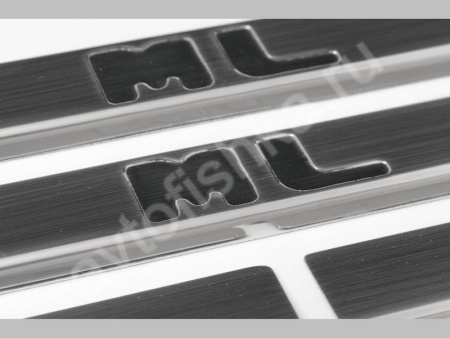 Mercedes ML W163 (1999-2006) накладки на пороги из нержавеющей стали, 4 шт.