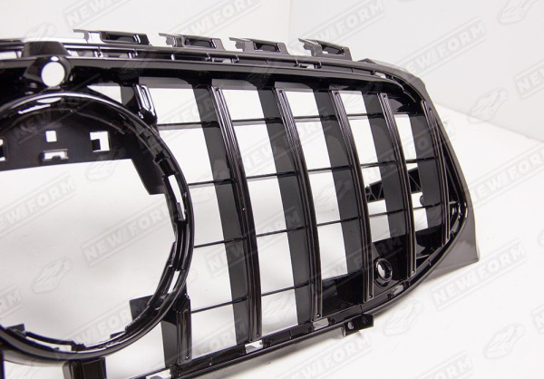 Mercedes-Benz CLA-Klasse C118/X118 2019 - н.в. Решетка радиатора AMG GT черная