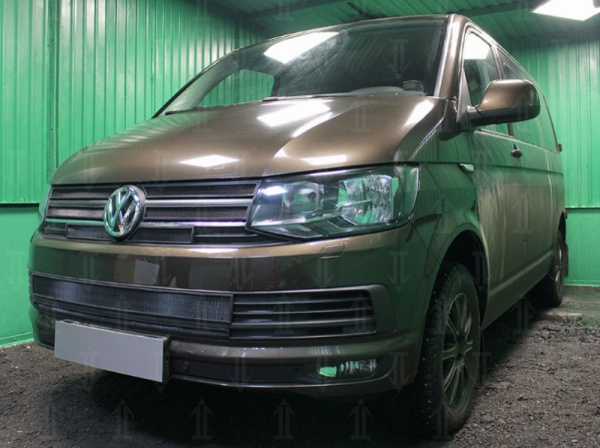 Volkswagen Multivan; Transporter (15–) Защита радиатора, чёрная, верх (6 частей)