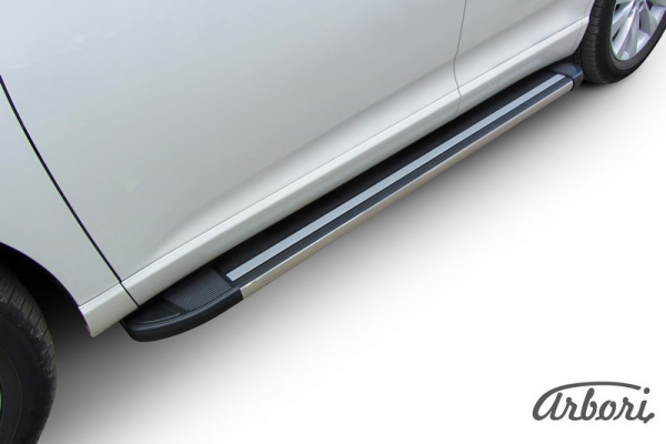 Комплект защиты штатных порогов алюминиевый профиль Arbori "Luxe Black" 1800 черная TOYOTA VENZA 2012-