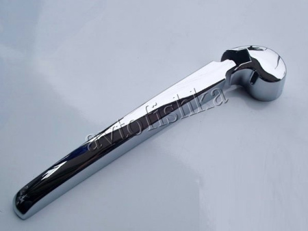 Audi Q5 (08-17) хромированные накладки на поводок заднего стеклоочистителя