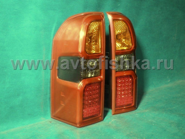 Nissan Patrol GR II Y61 (2004-2010) фонари задние светодиодные красно-тонированные, комплект 2 шт.