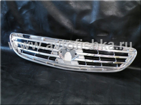 Nissan Maxima QX 3 (2000-2006) пластиковая решетка радиатора полностью хромированная