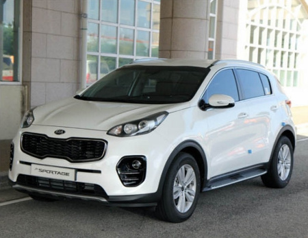 Kia Sportage (16–) Пороги OEM стиль, вставка с логотипом Sportage